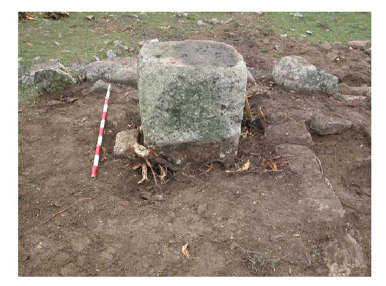 Bloque prismático de caliza 